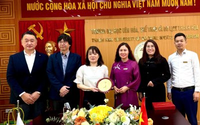 ĐOÀN CÔNG TÁC TỈNH NIIGATA (NHẬT BẢN) ĐẾN THĂM VÀ LÀM VIỆC TẠI TRƯỜNG ĐẠI HỌC VĂN HÓA, THỂ THAO VÀ DU LỊCH THANH HÓA